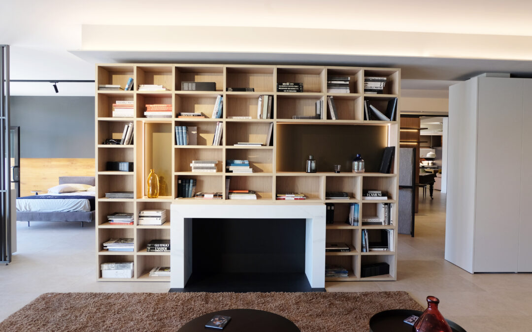 LIBRERIA CON ILLUMINAZIONE INCORPORATA